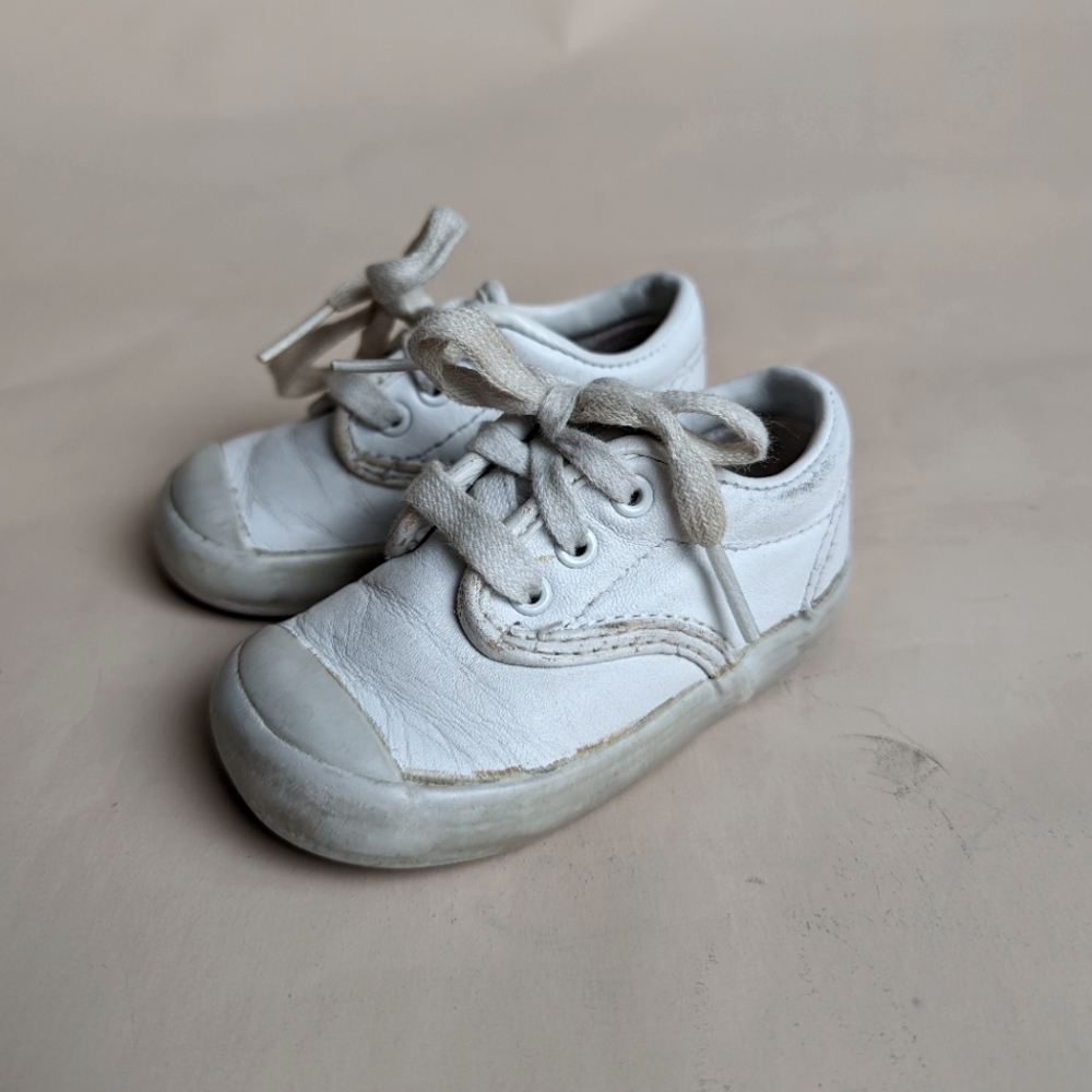 Norsport White Baby Sneakers Vintage Size 5